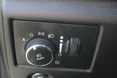 Used 2018 Jeep Grand Cherokee Overland image 27
