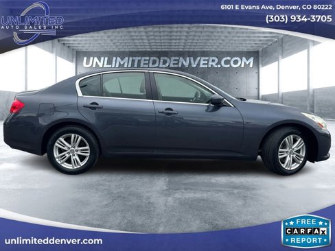 Used 2012 INFINITI G37 x w/ Premium Pkg image 2