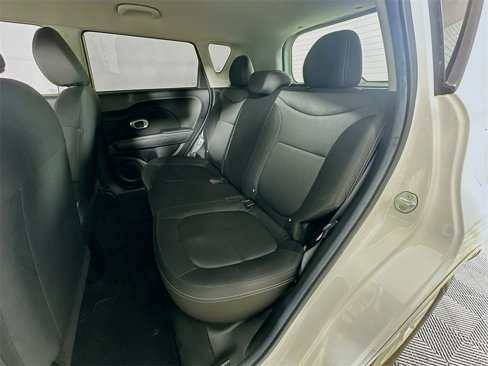 Used 2016 Kia Soul image 21