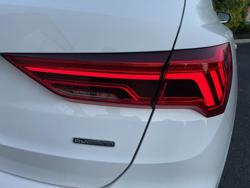 Used 2021 Audi Q3 2.0T Premium w/ Convenience Package image 15