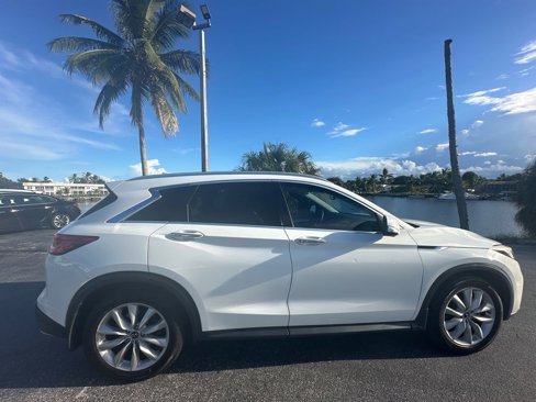 Used 2019 INFINITI QX50 Essential image 7