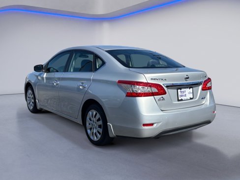Used 2013 Nissan Sentra SV image 11