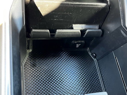 Used 2019 RAM 1500 Laramie image 31