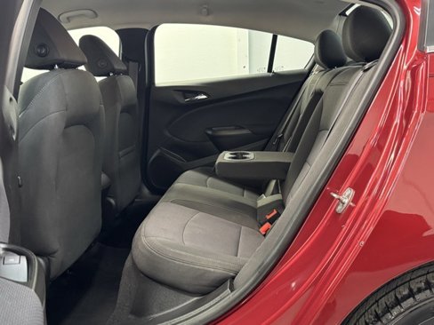 Used 2017 Chevrolet Cruze LT w/ Convenience Package image 29