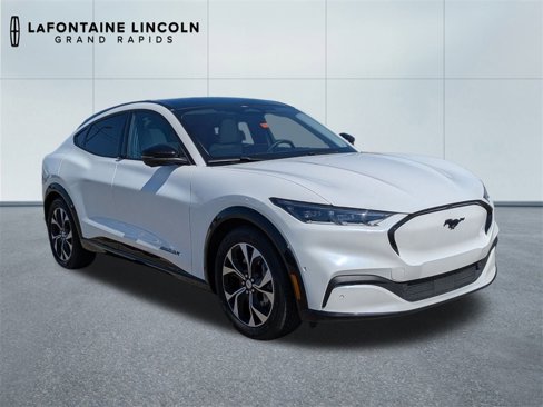 Used 2022 Ford Mustang Mach-E Premium image 7