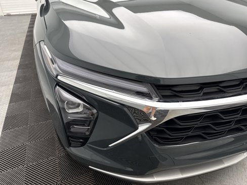 New 2025 Chevrolet Trax LT w/ LT Convenience Package image 23