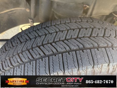 Used 2020 Jeep Wrangler Sport image 9