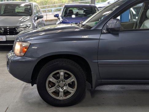 Used 2005 Toyota Highlander V6 image 4