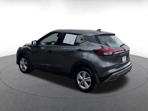 Used 2024 Nissan Kicks S image 10