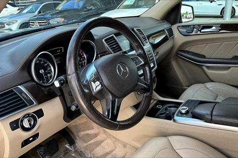 Used 2014 Mercedes-Benz GL 450 4MATIC image 15