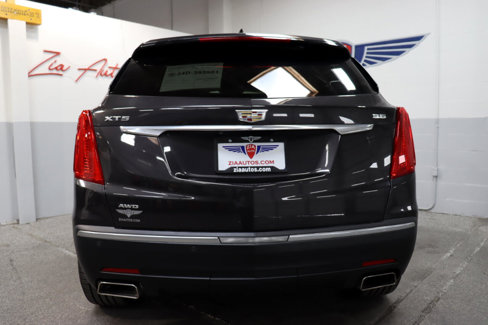 Used 2017 Cadillac XT5 Premium Luxury w/ Advanced Security Package image 4