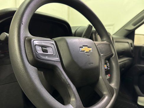 Used 2020 Chevrolet Silverado 1500 Custom w/ Custom Value Package image 33