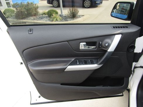 Used 2014 Ford Edge SEL w/ Equipment Group 205A image 12