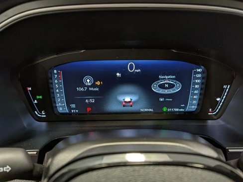 Certified 2025 Honda Pilot Black Edition image 11