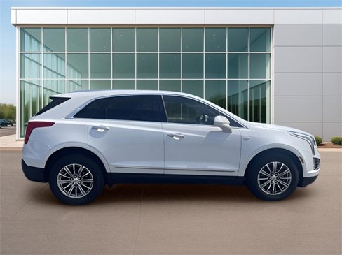 Used 2019 Cadillac XT5 Luxury image 3