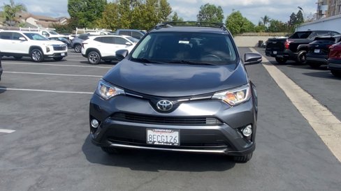 Used 2018 Toyota RAV4 XLE image 3