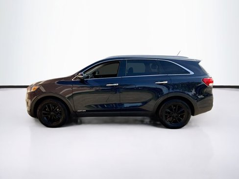Used 2016 Kia Sorento LX image 9