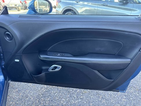 Used 2022 Dodge Challenger GT w/ Plus Package image 11
