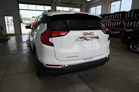 Used 2020 GMC Terrain SLT w/ Preferred Package image 7