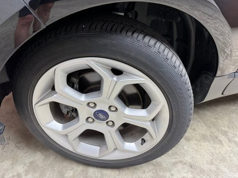 Certified 2021 Ford EcoSport SE w/ SE Appearance Package image 28