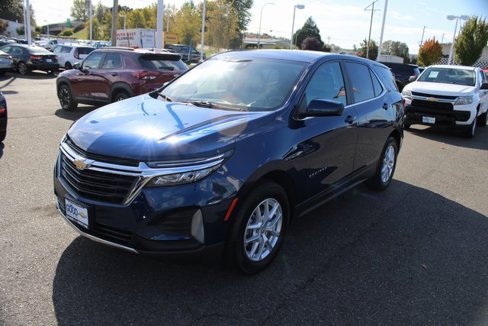 Used 2022 Chevrolet Equinox LT image 3