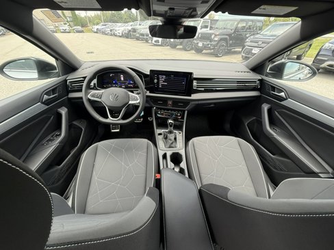 New 2025 Volkswagen Jetta Sport image 9