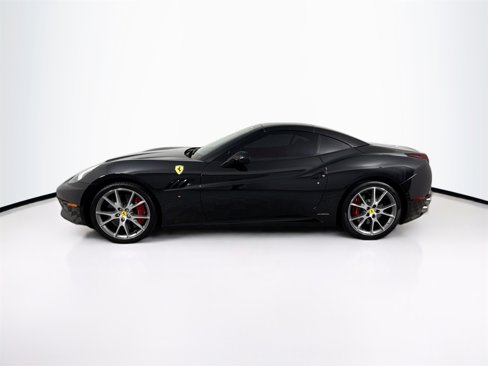 Certified 2014 Ferrari California image 4