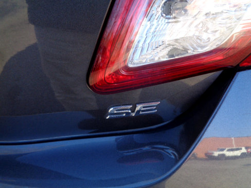 Used 2011 Toyota Camry SE image 14