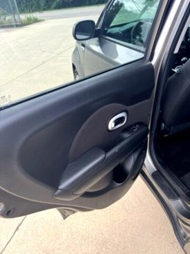 Used 2018 Kia Soul + image 20