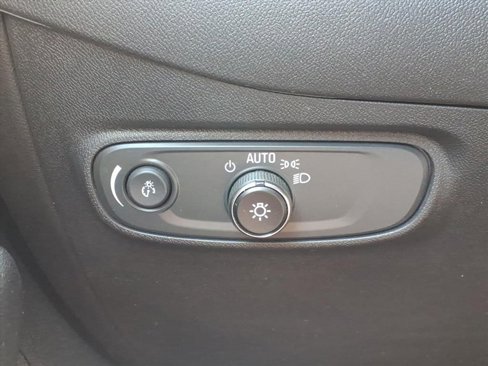 Used 2023 Chevrolet Equinox LT image 20