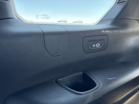 Used 2022 Jeep Grand Cherokee L Laredo image 43