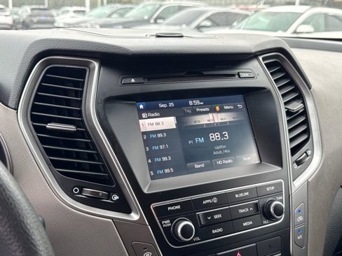 Used 2018 Hyundai Santa Fe Sport w/ 2.4L Value Package 02 image 17