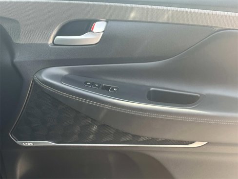 Used 2020 Hyundai Santa Fe Limited image 19