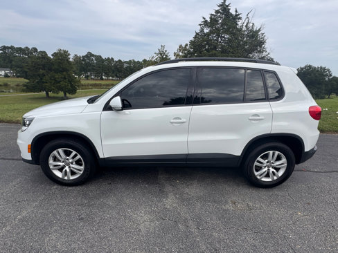 Used 2016 Volkswagen Tiguan S image 7