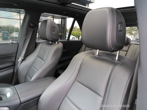 Certified 2022 Mercedes-Benz GLE 350 w/ Premium Package image 11