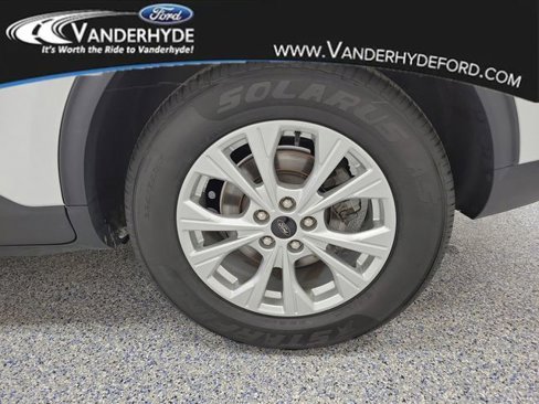 Used 2023 Ford Escape Active w/ Cold Weather Package image 5