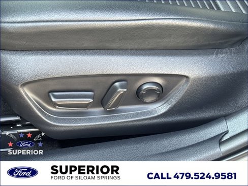 Used 2022 Toyota Camry SE image 16