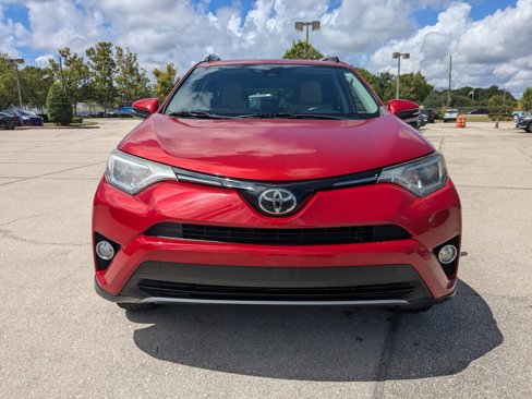 Used 2017 Toyota RAV4 XLE image 9