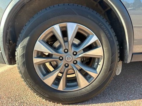 Used 2018 Nissan Murano SV image 30