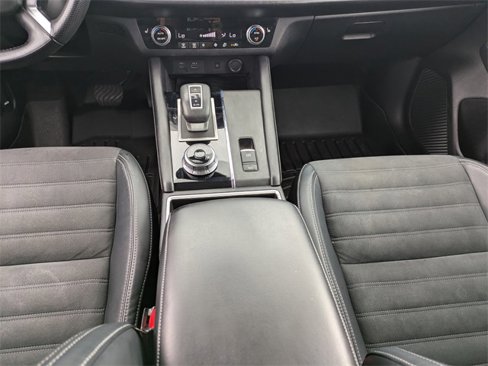 Used 2022 Mitsubishi Outlander SE image 17