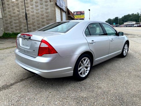 Used 2011 Ford Fusion SEL w/ 302A Rapid Spec Order Code image 4