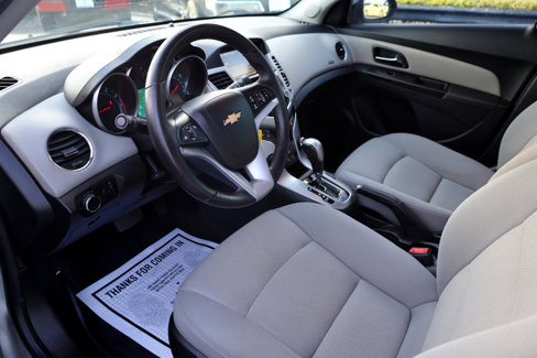 Used 2013 Chevrolet Cruze LT image 7