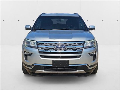 Used 2019 Ford Explorer Limited w/ Class III Trailer Tow Package image 2