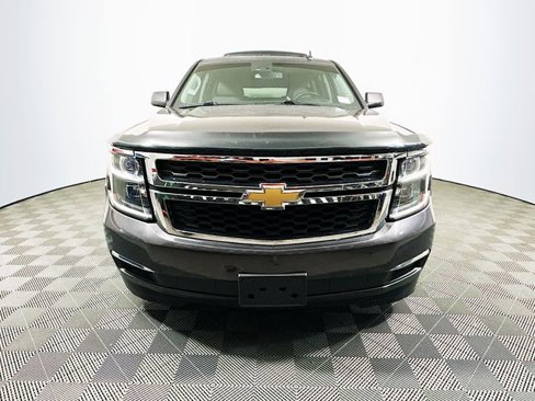 Used 2015 Chevrolet Suburban LT image 3