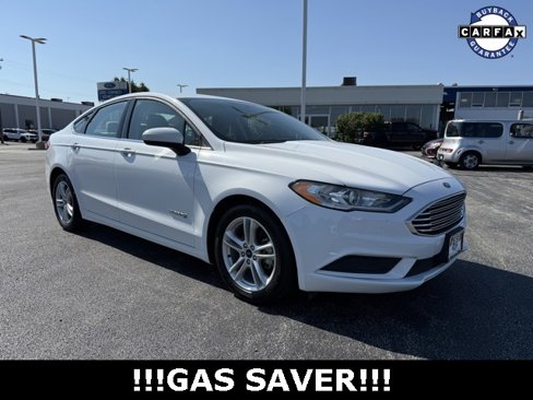 Used 2018 Ford Fusion S image 2