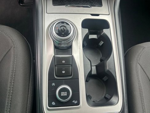 Used 2022 Ford Explorer XLT image 36
