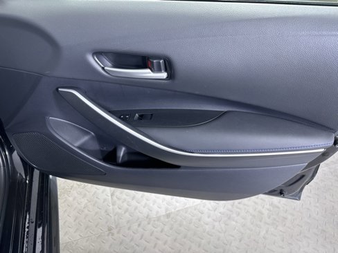 Used 2022 Toyota Corolla SE image 9