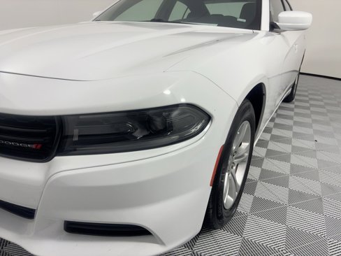 Used 2022 Dodge Charger SXT image 11