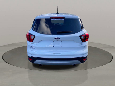 Used 2019 Ford Escape SE image 5