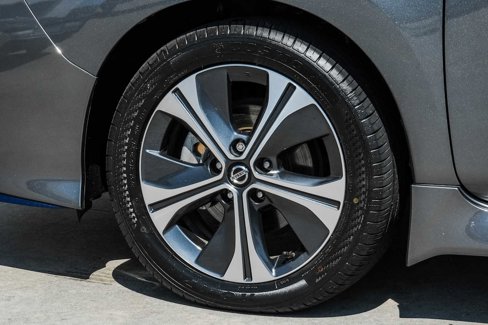 Used 2020 Nissan Leaf SL Plus image 56